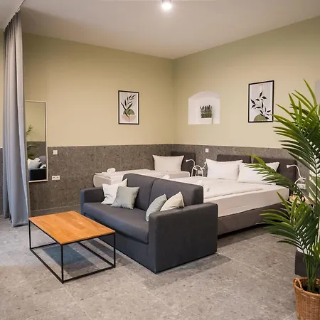 Modern Living In Friedrichshain Apartment