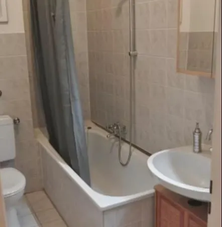 Appartement Geraeumiger Charme Mit Loggia Nahe Tempelhofer Feld *