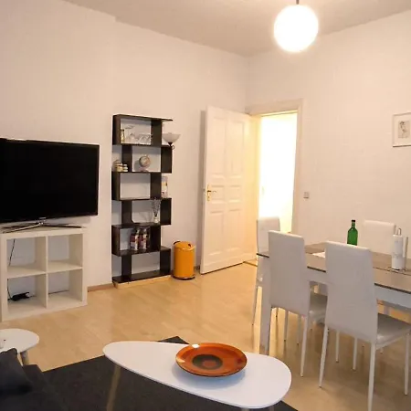 Tranquil Retreat Prenziberlin Near Alexanderplatz *