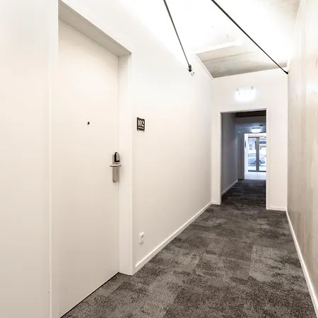 Global Living I Thegraf - East Side Gallery Apart-hotel *