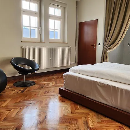 Hotel Schmoeckwitz Berlin