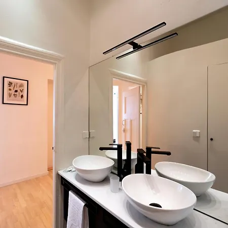 Evostay - Grosses In Zentraler Lage Apartment *
