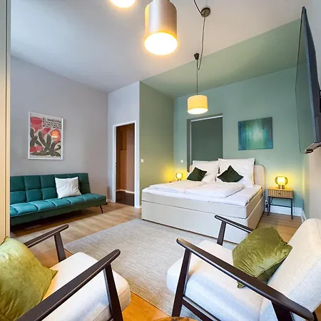 Schoenhaus Prenzlauer Berg - Grosszuegiges Design-apartment *