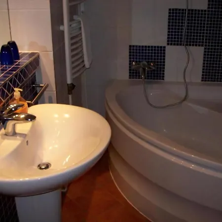 Stylische Mit Suedbalkon In Messenaehe Apartment Berlin