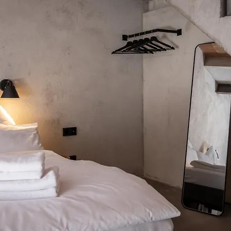 Coolest In Berlin, Easy Check-in, Close To Center, Black & White Maisonette #6