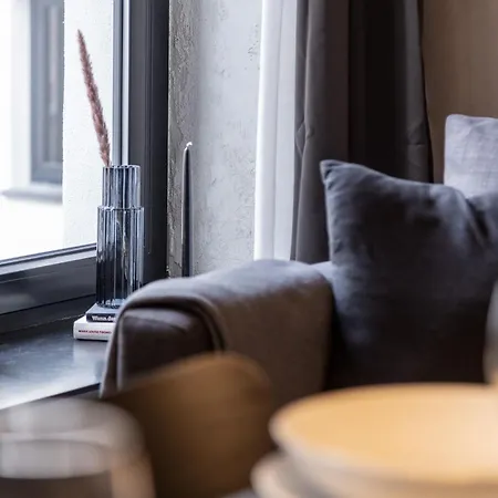 Apartment Coolest In Berlin, Easy Check-in, Close To Center, Black & White Maisonette #6 Berlin