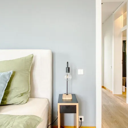 Apartamento Big Urban Loft - Bis Zu 20 Personen - 180qm - 180 Grad Skyline Balkon *