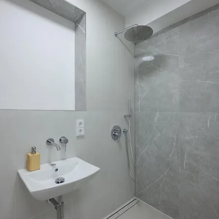 Spacious In Mitte- Feel The Citycenter Apartamento