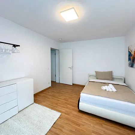 I Amazing 100sqm In Berlin-friedrichshain