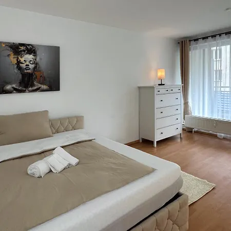 I Amazing 100sqm In Berlin-friedrichshain