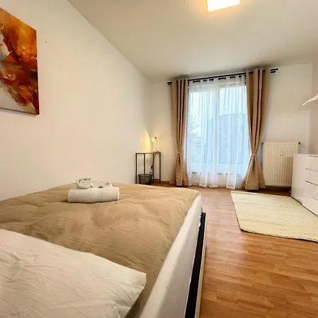 I Amazing 100sqm In Berlin-friedrichshain