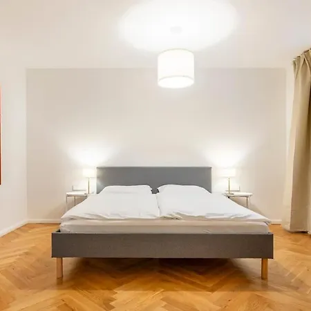 Mitte I 2 Doule Beds I Fast Wifi Apartment *