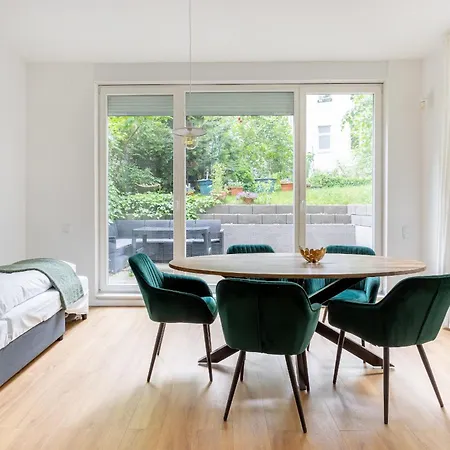 Global Living - Design I I Beamer I Kitchen I Terrace I Διαμέρισμα
