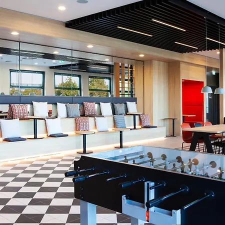Ibis Budget Airport 호텔 *