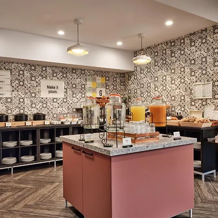 Garner - Schoeneberg By Ihg Hotel
