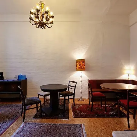 Otel Huettenpalast