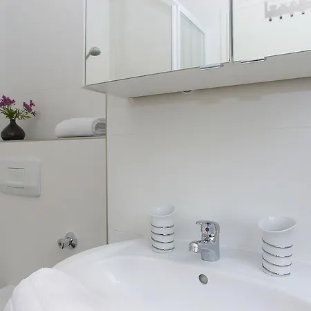 Apartment New *