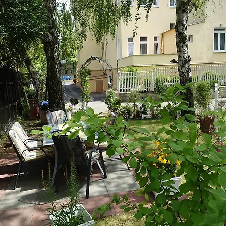Отель Konstanz 3*