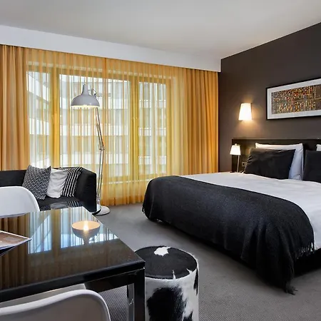 Aparthotel Adina Mitte 4*