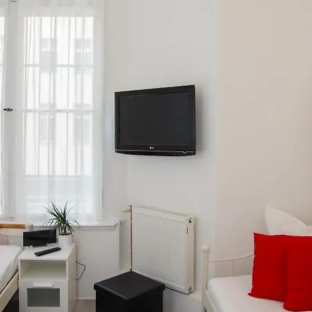 Guest house Gastehaus City Stop 3*