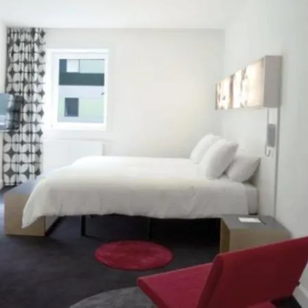 Otel Gat Point Charlie 3*