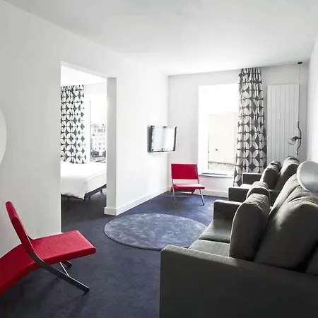Otel Gat Point Charlie