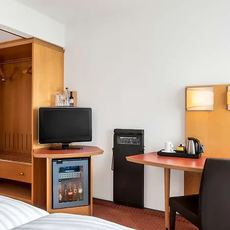 Nh City Ost Hotel 4*