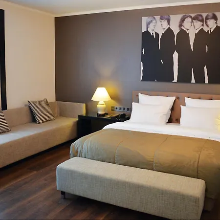 Quentin Boutique Hotel