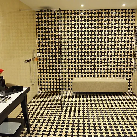 Quentin Boutique Hotel 4*