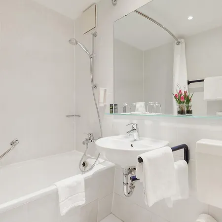 City-east Landsberger Allee, An Ihg Отель Берлин