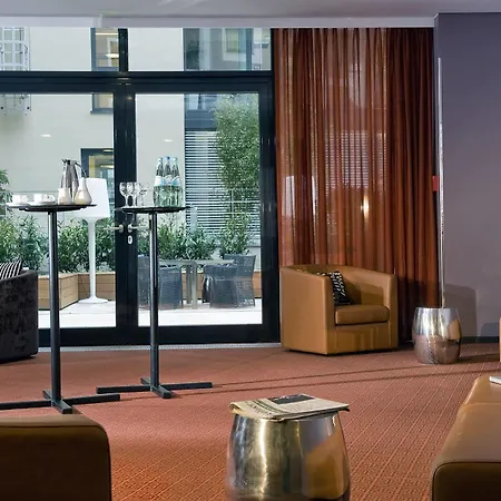 Adina Mitte Aparthotel