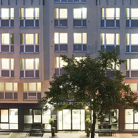 Nh City Ost Hotel 4*