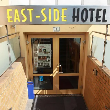 East Side Szálloda 3*