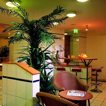 Living Mitte Hotel