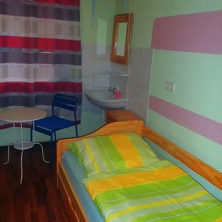 Hostel Anlema *
