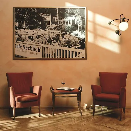 Schmoeckwitz Hotel 3*