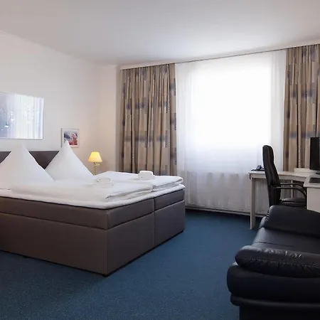 Berliner Baer Szálloda 3*