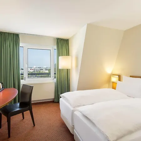 Nh City Ost 4* Berlin