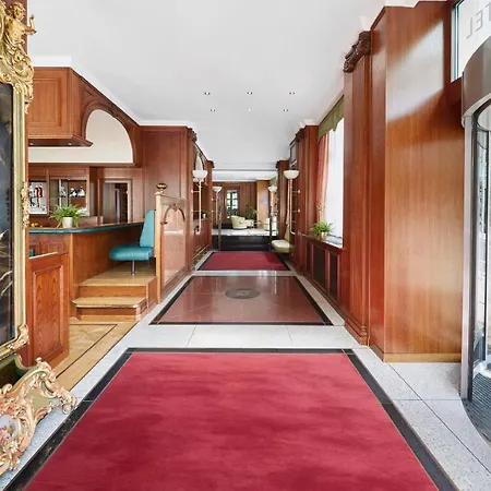 Living Mitte Hotel