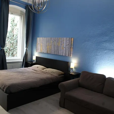 Blue Studio Apartment Berlin