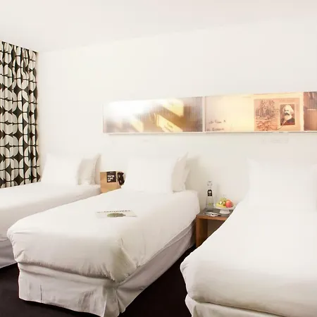 Otel Gat Point Charlie 3*
