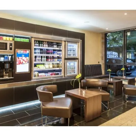Nh City Ost Hotel 4*
