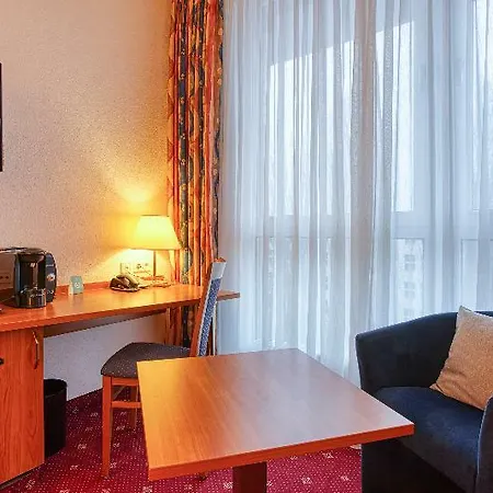 Centro West 4*