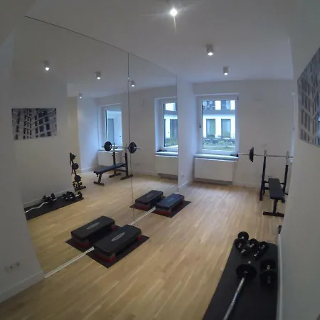 Top Lage + Fitness * Berlino