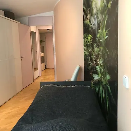 31 Wittelsbacherstrasse *