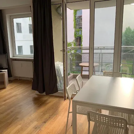 מלון דירות Midtown *