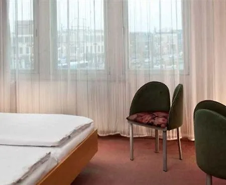 Hotel Baerlin 2*