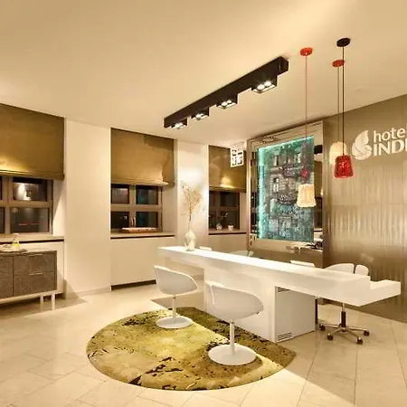 Indigo Berlin-alexanderplatz, An Ihg 4* Berlín