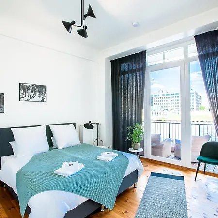 Family-friendly Waterfront Loft, 3 Bedrooms, 130 M2