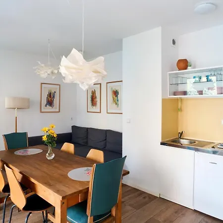 Beautiful Backyard Remise Apartman Berlin